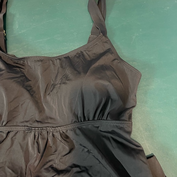 Plus size 2 piece swimsuit size 16 - Picture 4 of 12